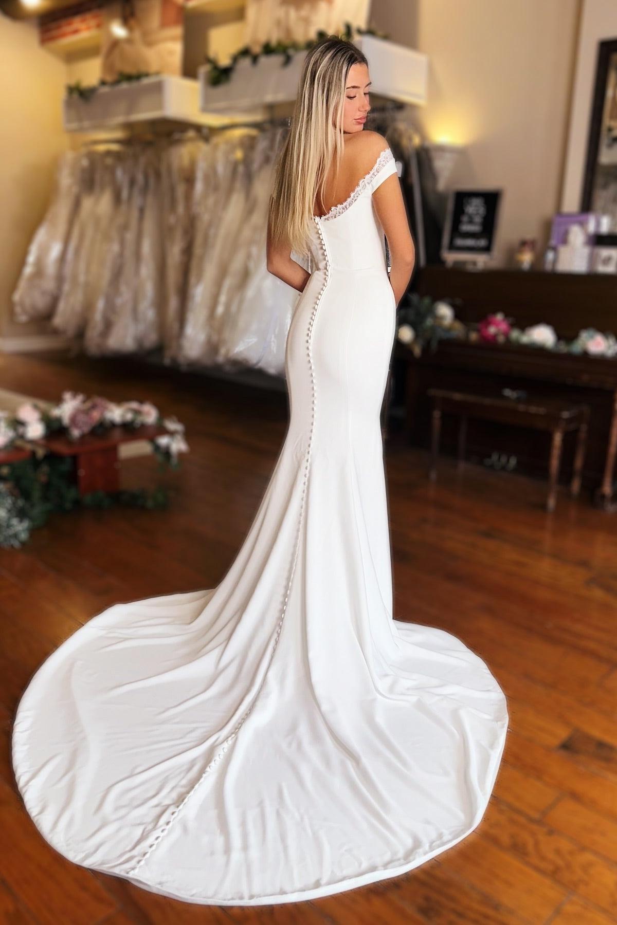 White Wedding Dress Mermaid Strapless Off The Shoulder Front Split Long Satin Bridal Gown With Lace