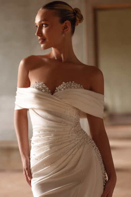 White Wedding Dress Mermaid Sweetheart Off The Shoulder Sleeveless Panel Train Satin Bridal Gown With Pearls