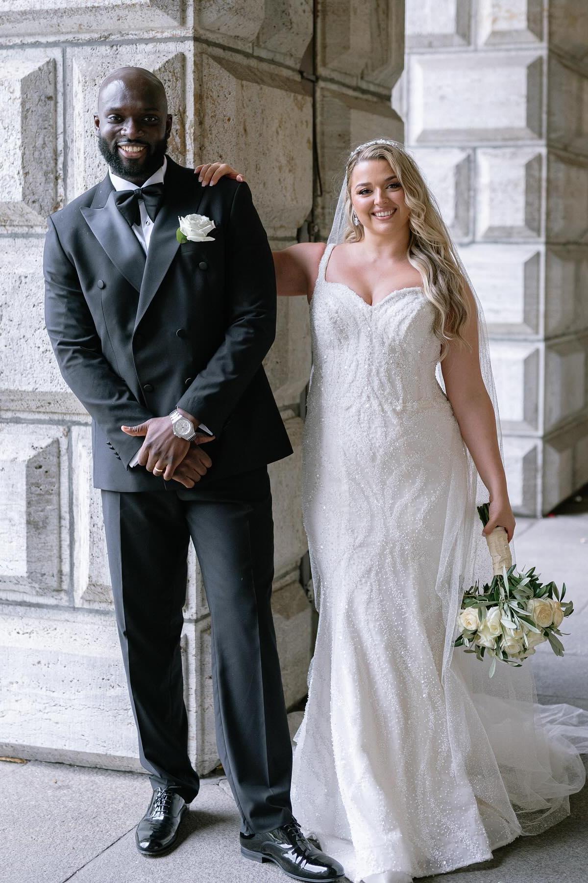 White Wedding Dress Mermaid Sweetheart Spaghetti Straps Sleeveless Beaded Sequined Long Bridal Gown