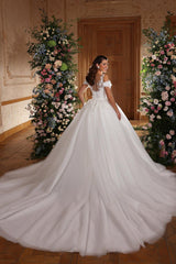 White Wedding Dress Sweetheart Off The Shoulder Sleeveless Sequined Ball Gown Cathedral Train Tulle Bridal Gown With Appliques