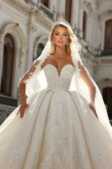 White Wedding Dress Sweetheart Sleeveless Sequined Beaded Ball Gown Long Tulle Bridal Gown