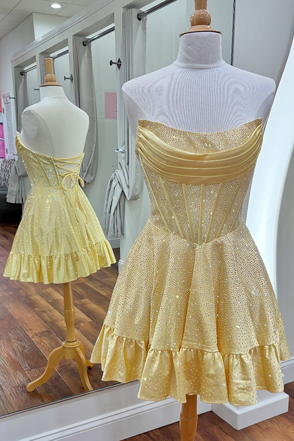Yellow Beaded Homecoming Dresses Strapless Short Corset Cocktail Dresses