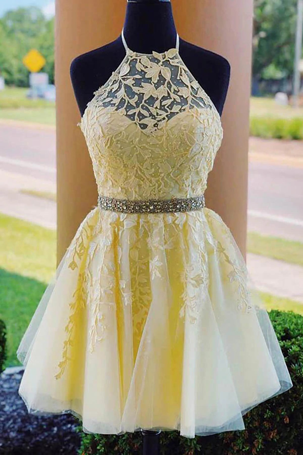 Yellow Homecoming Dresses A Line Halter Backless Cocktail Dresses
