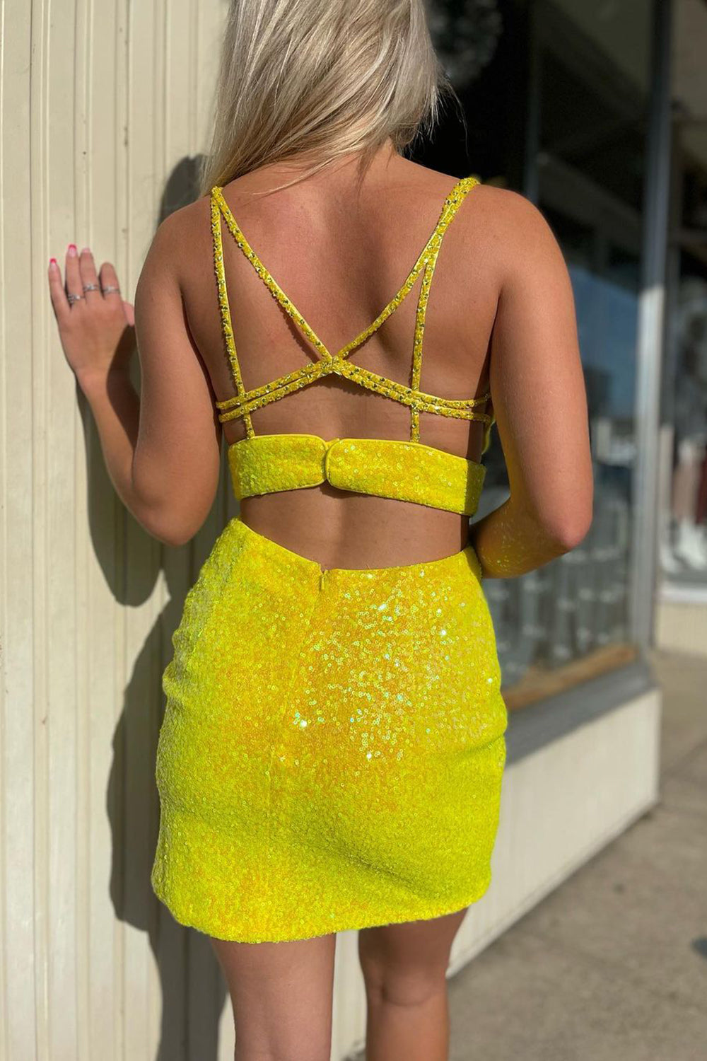 Yellow Homecoming Dresses Deep V-Neck Sequin Tight Cocktail Dresses