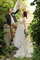 Dressystars Plus Size Wedding Dresses V Neck A Line Tulle Lace Bridal Gowns