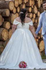 Dressystars A Line Plus Size Wedding Dress Off the Shoulder Lace Up Bridal Gown